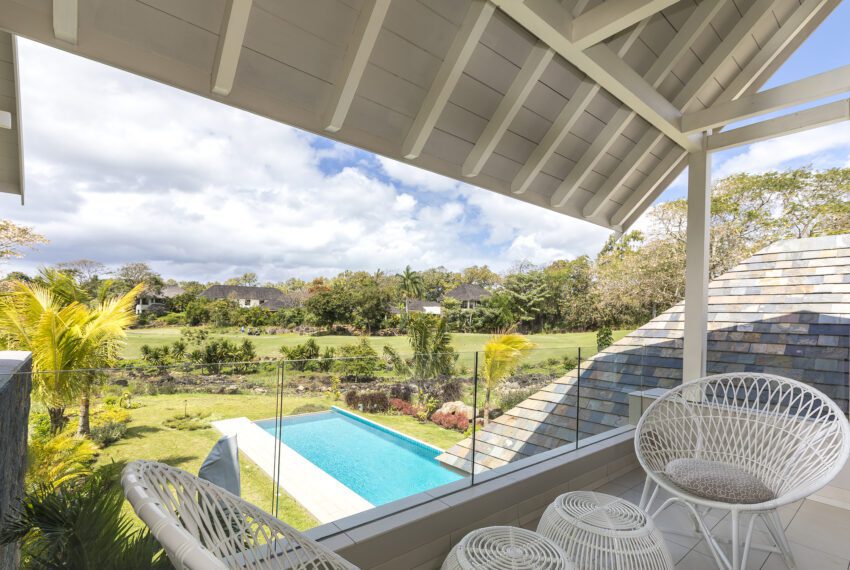 CH étages vue sur piscine et golf- N°8