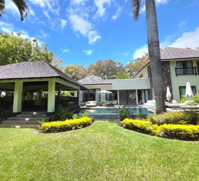 maison vue du parc 2- Villa Four Seasons